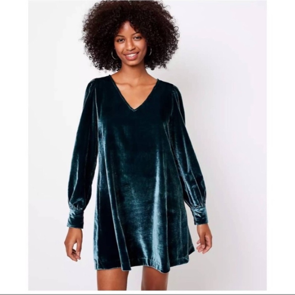 LOFT Velour Green Long Sleeve Dress Knee Length Size XL